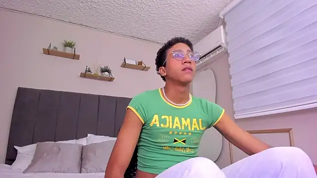 Danny Twink20 online show from 03-18-25, 09:32