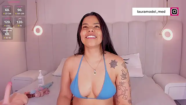 riri candy online show from 01-11-26, 03:46