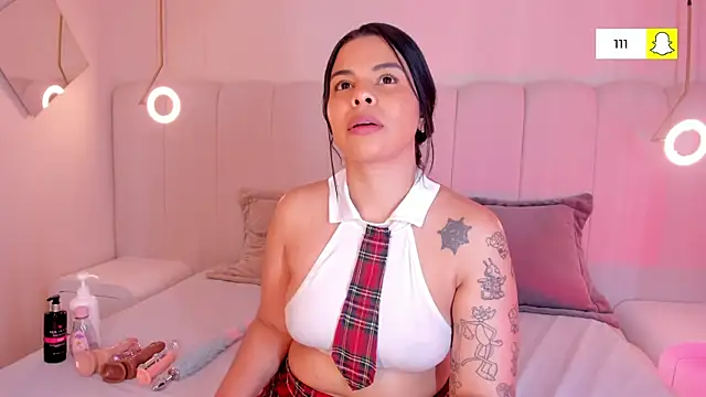 riri candy online show from 12-15-25, 03:45