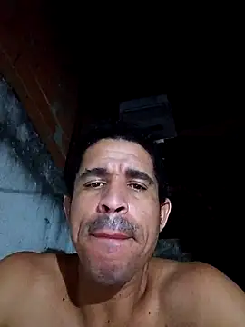 Gui23556 online show from 03-10-25, 01:23