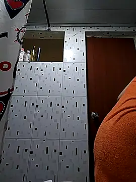 esmeralda jadees online show from 11-01-25, 08:57