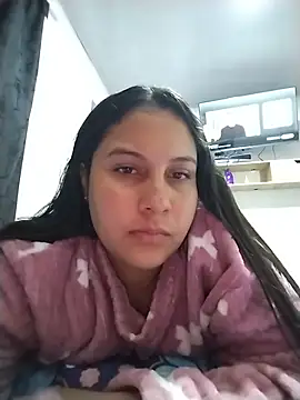 Snapshot of esmeralda_jadees chatting on 06-14-26, 02:24 esmeralda jadees online show from 06-14-26, 02:24