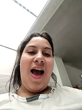 Snapshot of esmeralda_jadees chatting on 02-22-26, 05:47 esmeralda jadees online show from 02-22-26, 05:47