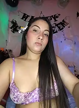 esmeralda jadees online show from 10-11-25, 07:59