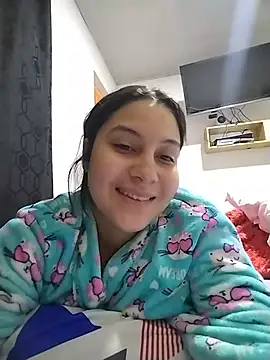 Snapshot of esmeralda_jadees chatting on 05-13-26, 01:18 esmeralda jadees online show from 05-13-26, 01:18