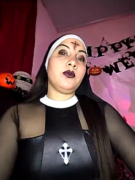 esmeralda jadees online show from 10-31-25, 06:26