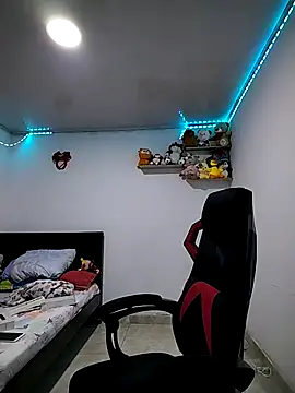 esmeralda jadees online show from 03-08-26, 09:45