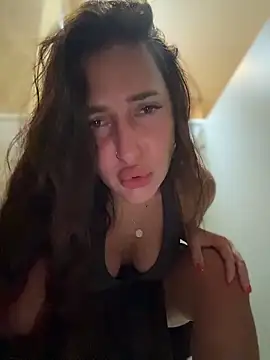 AleksandraRich online show from 03-08-26, 02:04