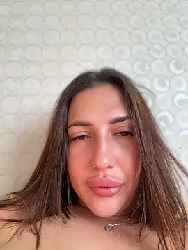 AleksandraRich online show from 06-04-26, 01:10