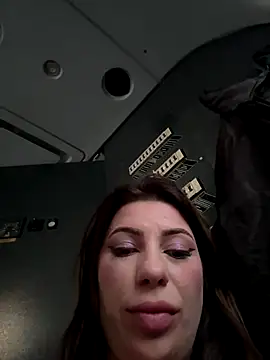 Snapshot of Alicedream5 chatting on 10-01-25, 03:49 Alicedream5 online show from 10-01-25, 03:49
