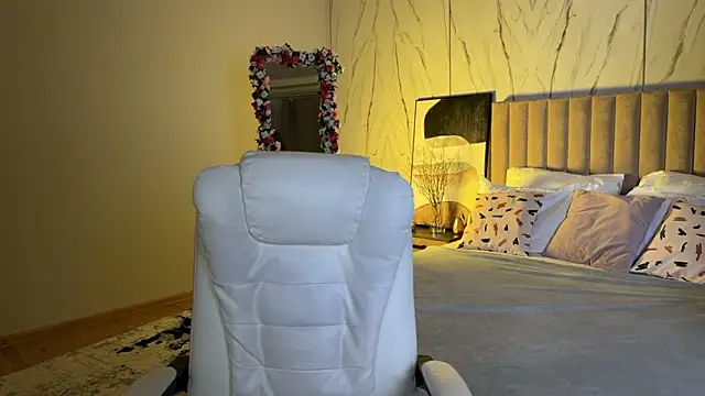 Snapshot of _Vikky_Moon_ chatting on 01-15-26, 01:53 Vikky Moon online show from 01-15-26, 01:53