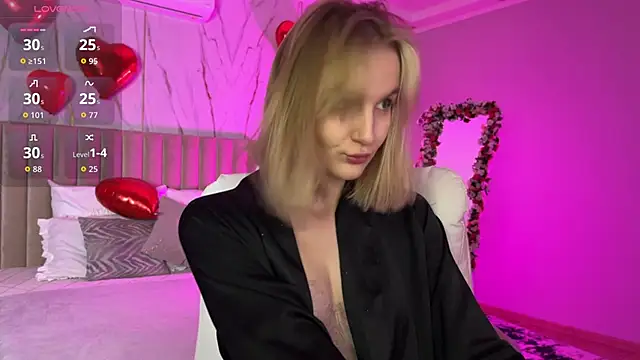  Vikky Moon  online show from 03-04-26, 12:40