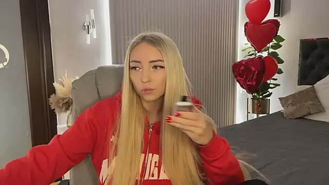 OhMyEmma online show from 02-26-26, 01:27