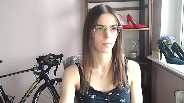 love megi online show from 02-05-26, 02:24