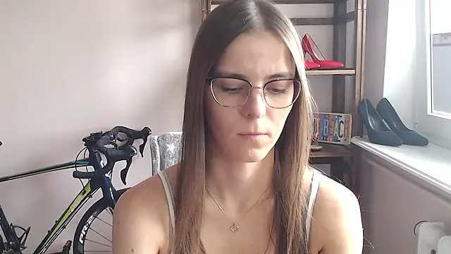 Snapshot of love_megi chatting on 07-06-26, 01:29 love megi online show from 07-06-26, 01:29