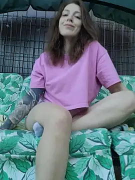 Bella Gloria online show from 09-24-25, 12:22