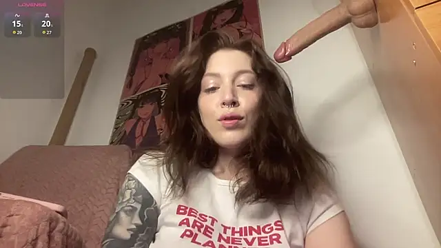 Bella Gloria online show from 10-28-25, 05:56