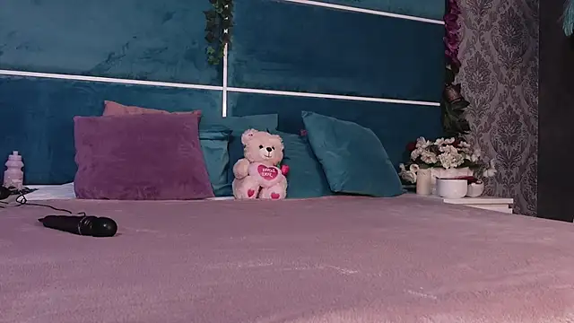 SunnyGlow online show from 10-09-25, 04:46