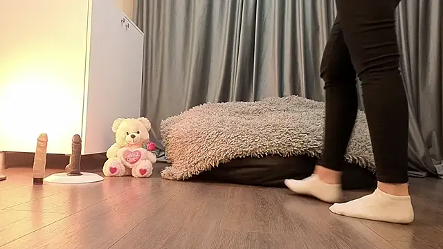 SunnyGlow online show from 11-08-25, 05:55