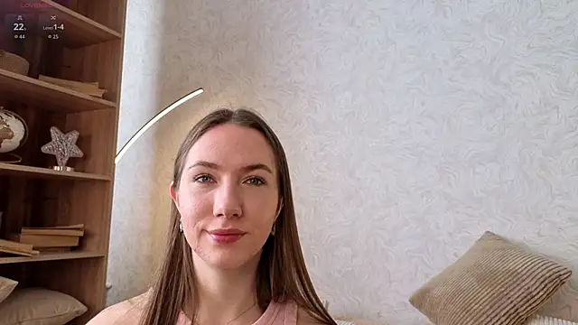 Kira mindnes online show from 09-10-25, 05:39