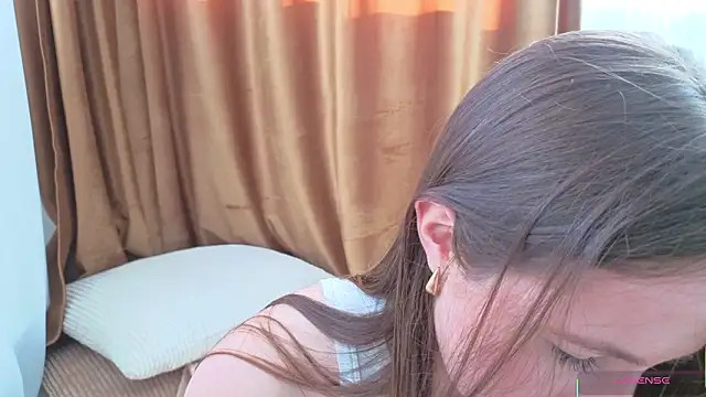 Kira mindnes online show from 03-23-26, 06:24