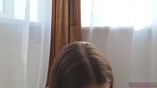 Kira mindnes online show from 03-20-26, 06:14