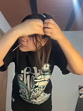 roldanmary online show from 10-12-25, 04:14