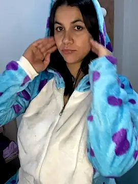 roldanmary online show from 09-21-25, 03:55