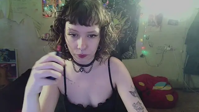 Snapshot of Lil_foxxx chatting on 08-06-26, 12:00 Lil foxxx online show from 08-06-26, 12:00