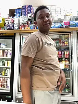 wainer02 online show from 03-19-25, 02:24