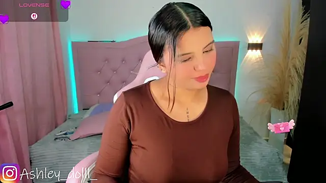 Ashley dolll online show from 04-11-26, 10:02