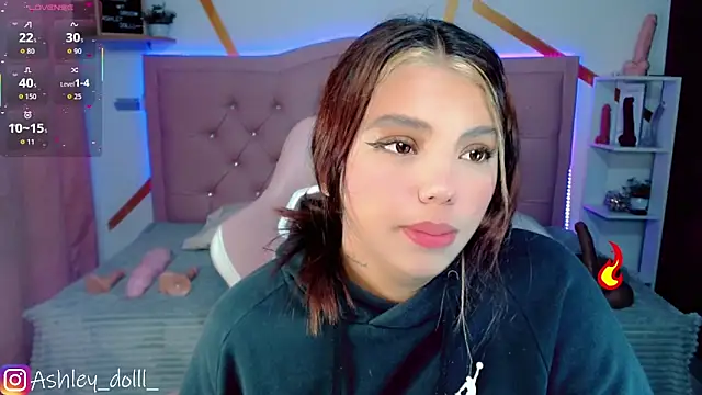 Ashley dolll online show from 10-29-25, 09:03