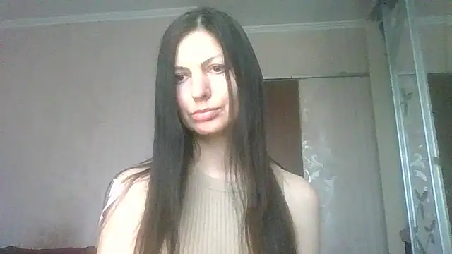 Snapshot of AliseWats chatting on 03-17-25, 12:04 AliseWats online show from 03-17-25, 12:04