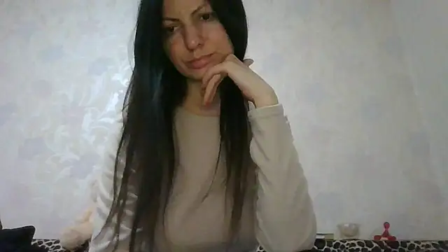 AliseWats online show from 05-07-26, 08:34