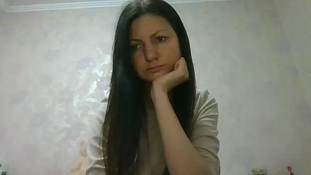 AliseWats online show from 05-17-26, 08:09