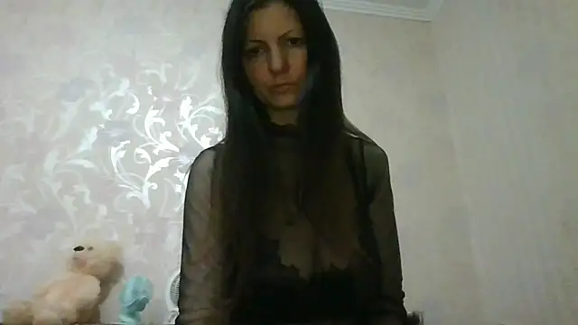 AliseWats online show from 06-14-26, 07:37