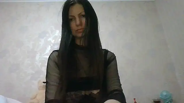 AliseWats online show from 06-25-26, 08:36