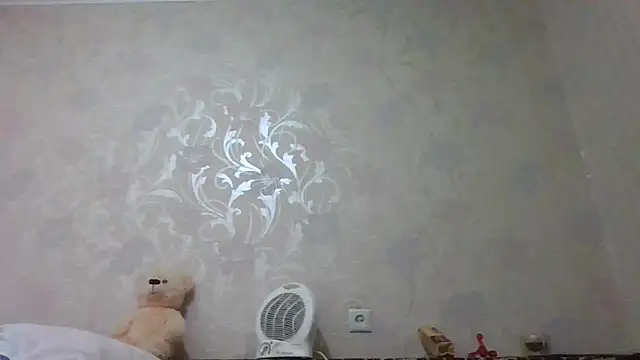 AliseWats online show from 07-04-26, 08:57