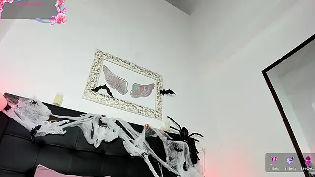 Lola Blondie online show from 10-09-25, 12:17