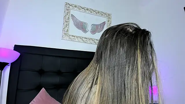 Lola Blondie online show from 10-06-25, 12:17