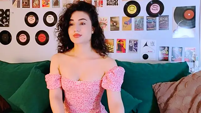 Maya Rogerss online show from 06-09-26, 02:51