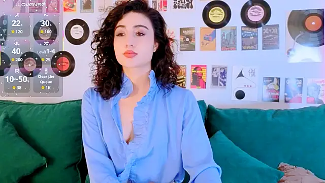 Maya Rogerss online show from 05-13-26, 02:35