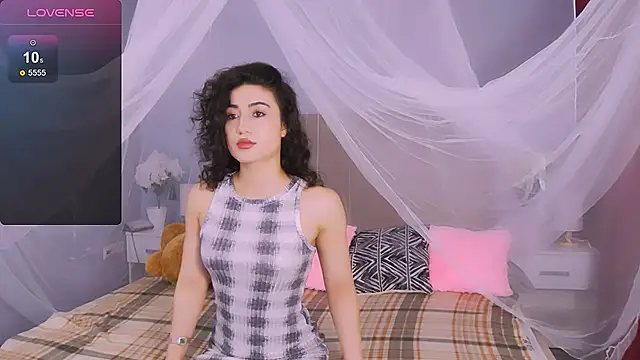 Maya Rogerss online show from 06-05-26, 02:45
