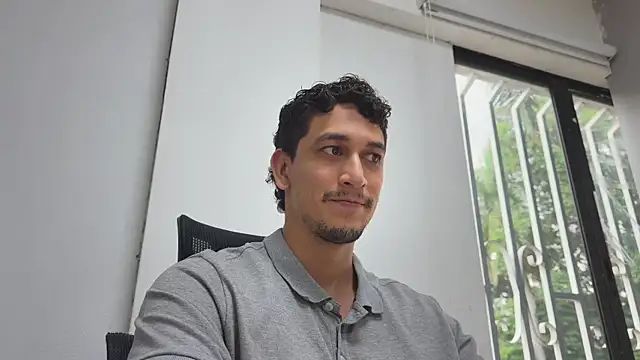 chicoinhibido online show from 04-17-26, 03:48