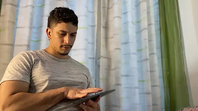 chicoinhibido online show from 02-25-26, 11:15