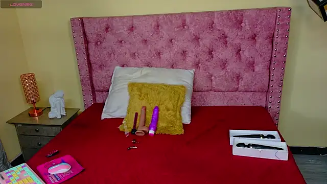 sweet  thang online show from 06-14-26, 06:36