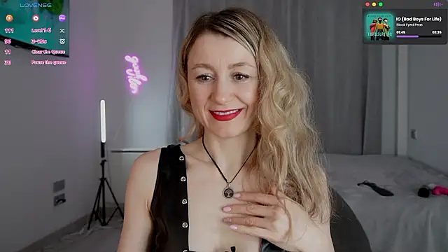   Milana     online show from 02-06-26, 09:33