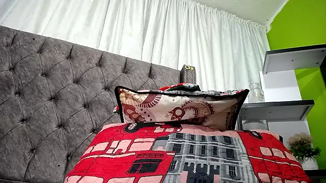 ANA-BULLOCK- online show from 11-23-25, 12:04