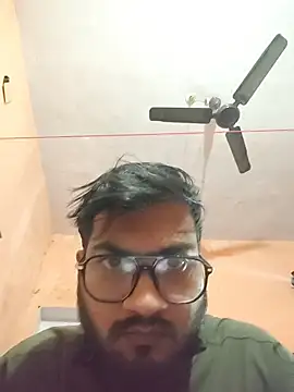 Snapshot of mpaale11 chatting on 11-29-25, 09:42 mpaale11 online show from 11-29-25, 09:42