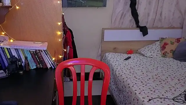 ValkaBlue online show from 09-20-25, 03:22